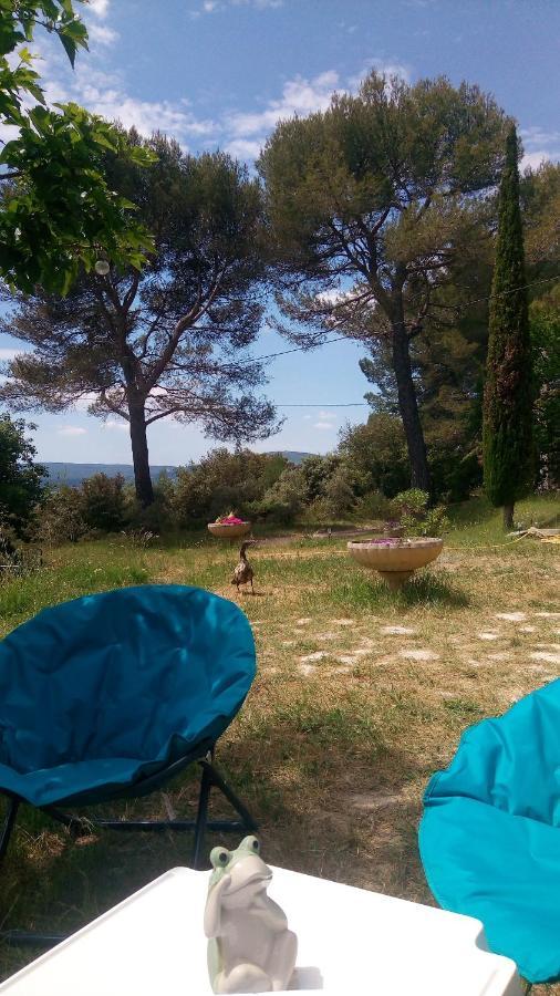 Les Cigales Bed & Breakfast Villelaure Luaran gambar