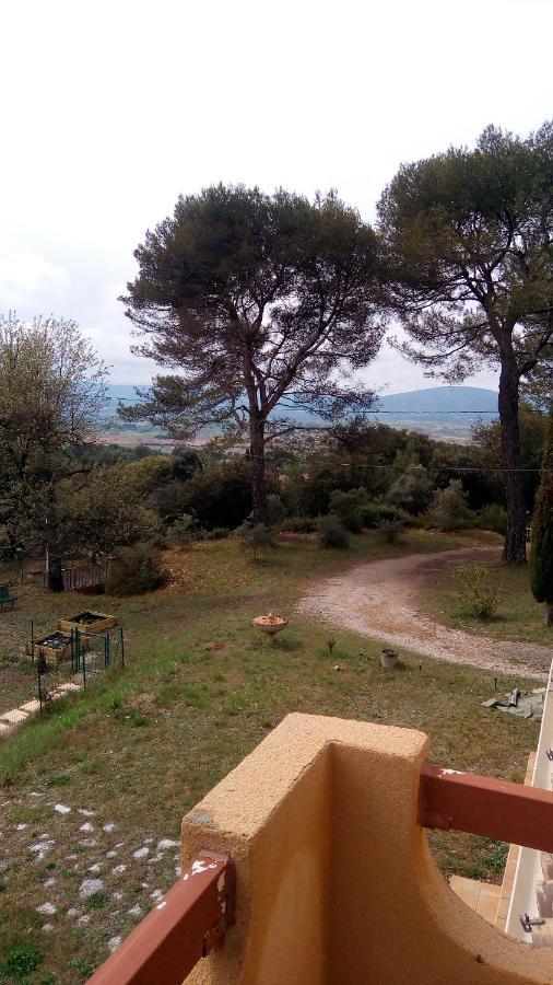 Les Cigales Bed & Breakfast Villelaure Luaran gambar