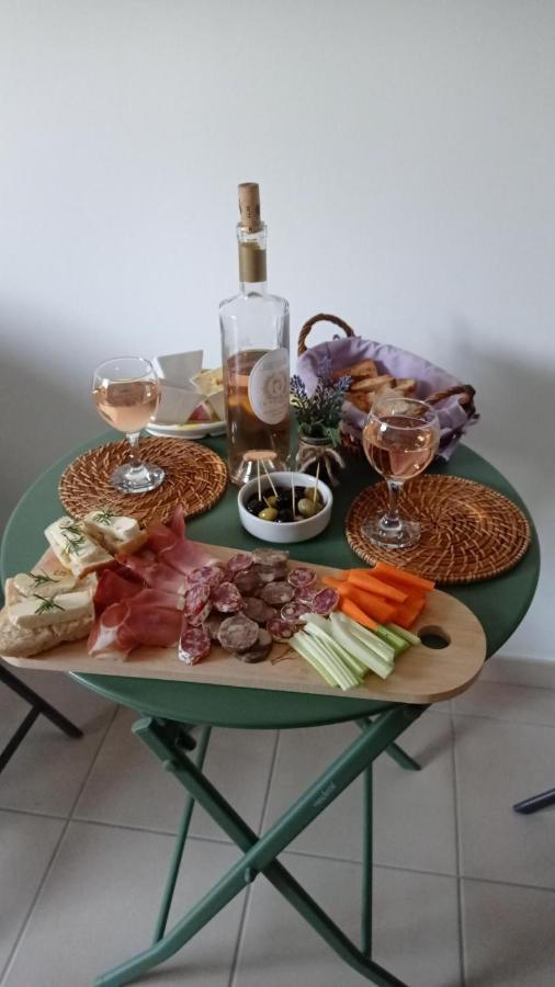 Les Cigales Bed & Breakfast Villelaure Luaran gambar
