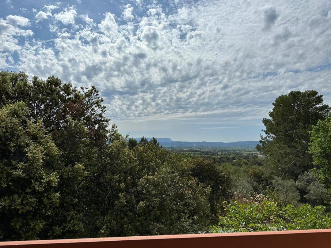 Les Cigales Bed & Breakfast Villelaure Luaran gambar