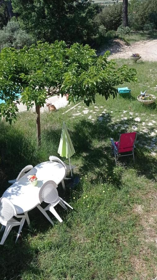 Les Cigales Bed & Breakfast Villelaure Luaran gambar